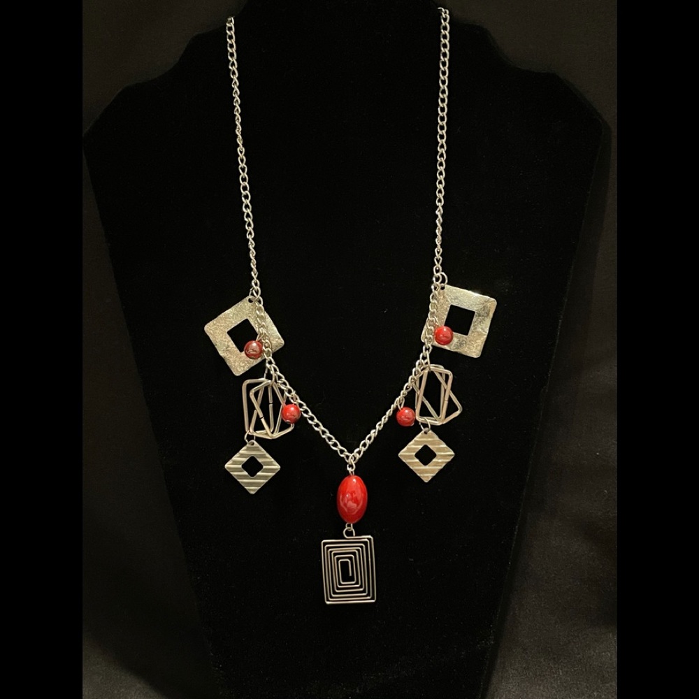 3 for $18 🎁 Red & silver charms necklace